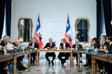 Nueva trampa contra los trabajadores: Piñera crea Mesa Técnica para frenar iniciativa de las 40 hrs